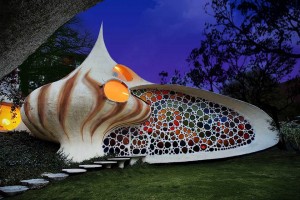 Nautilus-Giant-Seashell-House.jpg