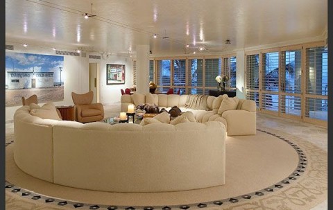 round-living-room-design